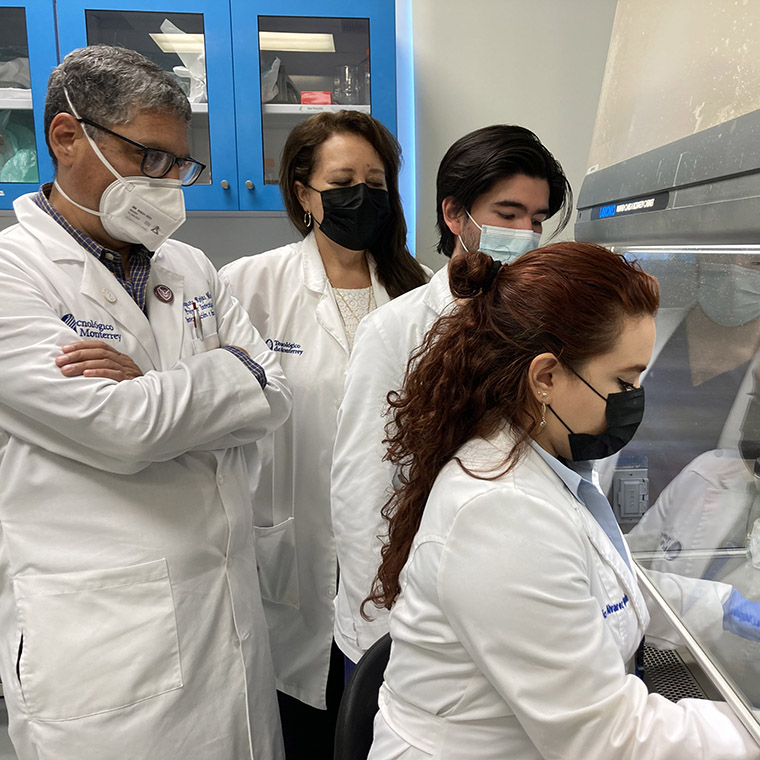 Investigadores de TecSalud analizarán desde la genética cómo se desarrolla el cáncer de cervix.