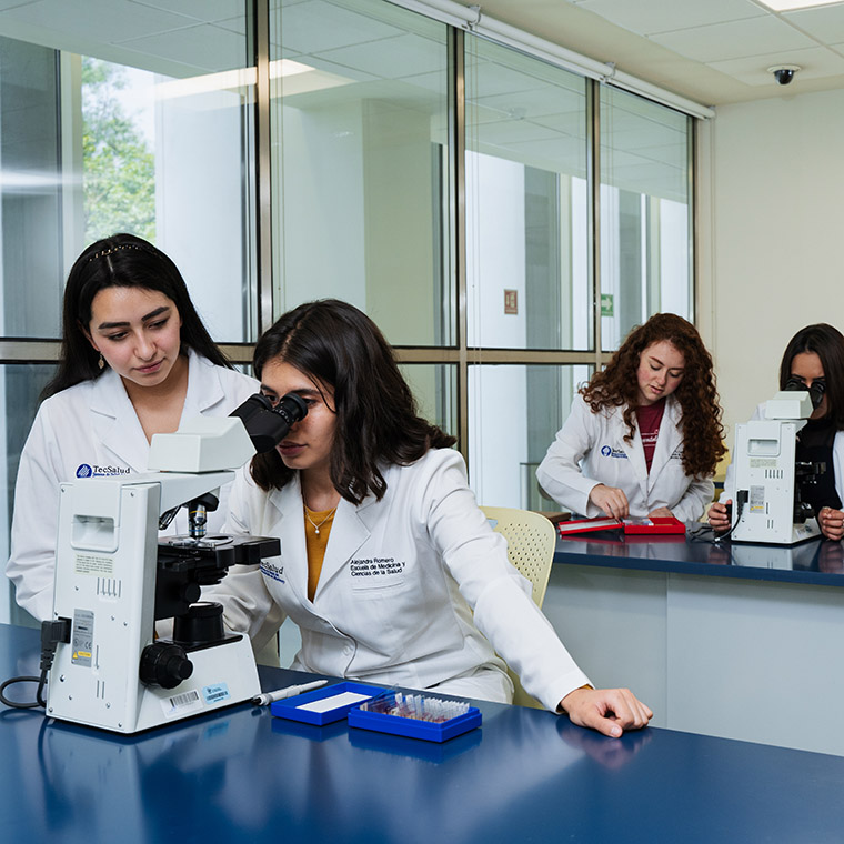 Escuela de Medicina del Tec repite en el top 5 de examen de residencia.