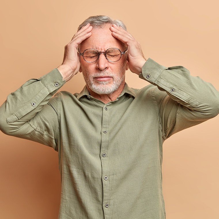 Los tumores cerebrales son crecimientos de células anormales en los tejidos del cerebro.
