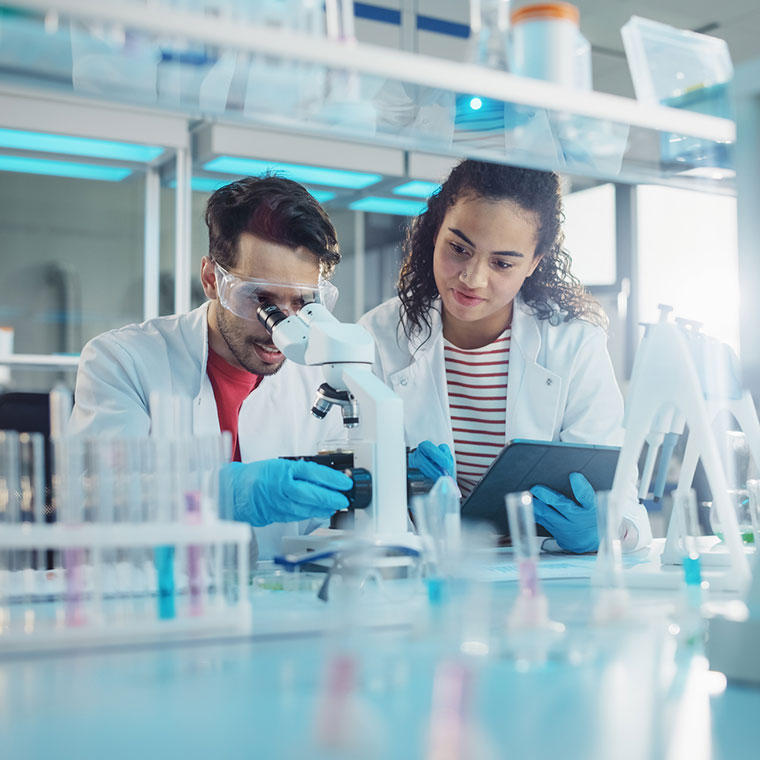 El seminario estuvo organizado por alumnos y profesores de la Escuela de Medicina y Ciencias de la Salud.