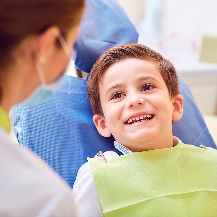 ¿Cómo ayudar a tu hijo a superar el miedo al dentista?