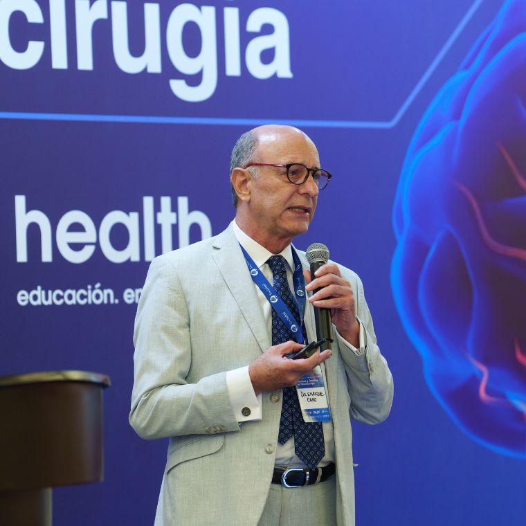 Innovación y trabajo colaborativo: ejes de simposio internacional de neurocirugía TecSalud