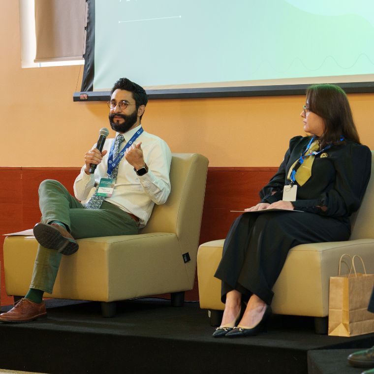 Realizan primer simposio de ginecología oncológica con enfoque integral