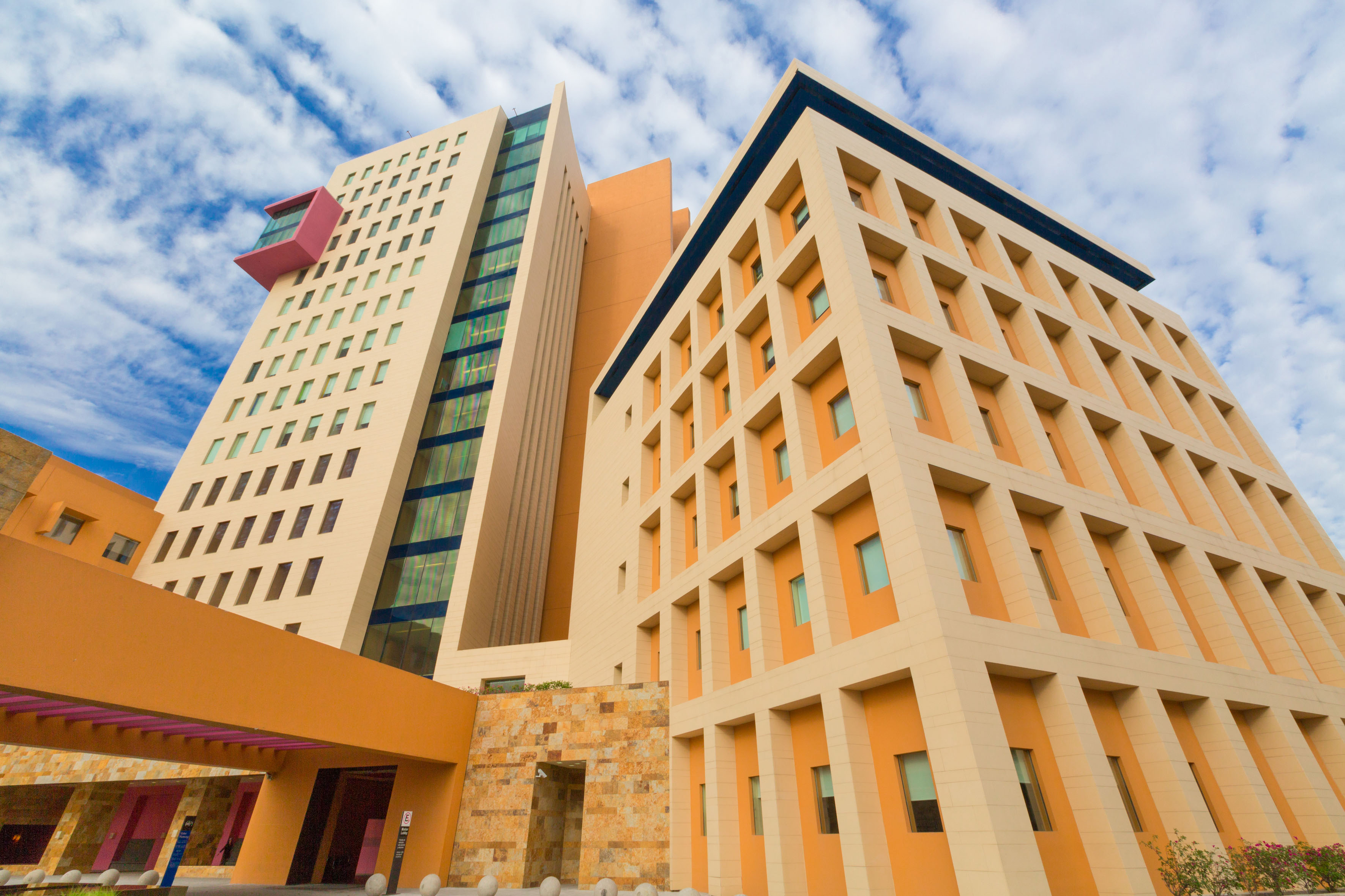 Hospital zambrano fachada