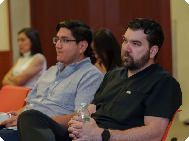 Público presente durante el 2do Simposio Actualidades de Cáncer Genitourinario de TecSalud