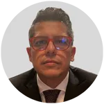 Dr. Daniel Olvera Posada