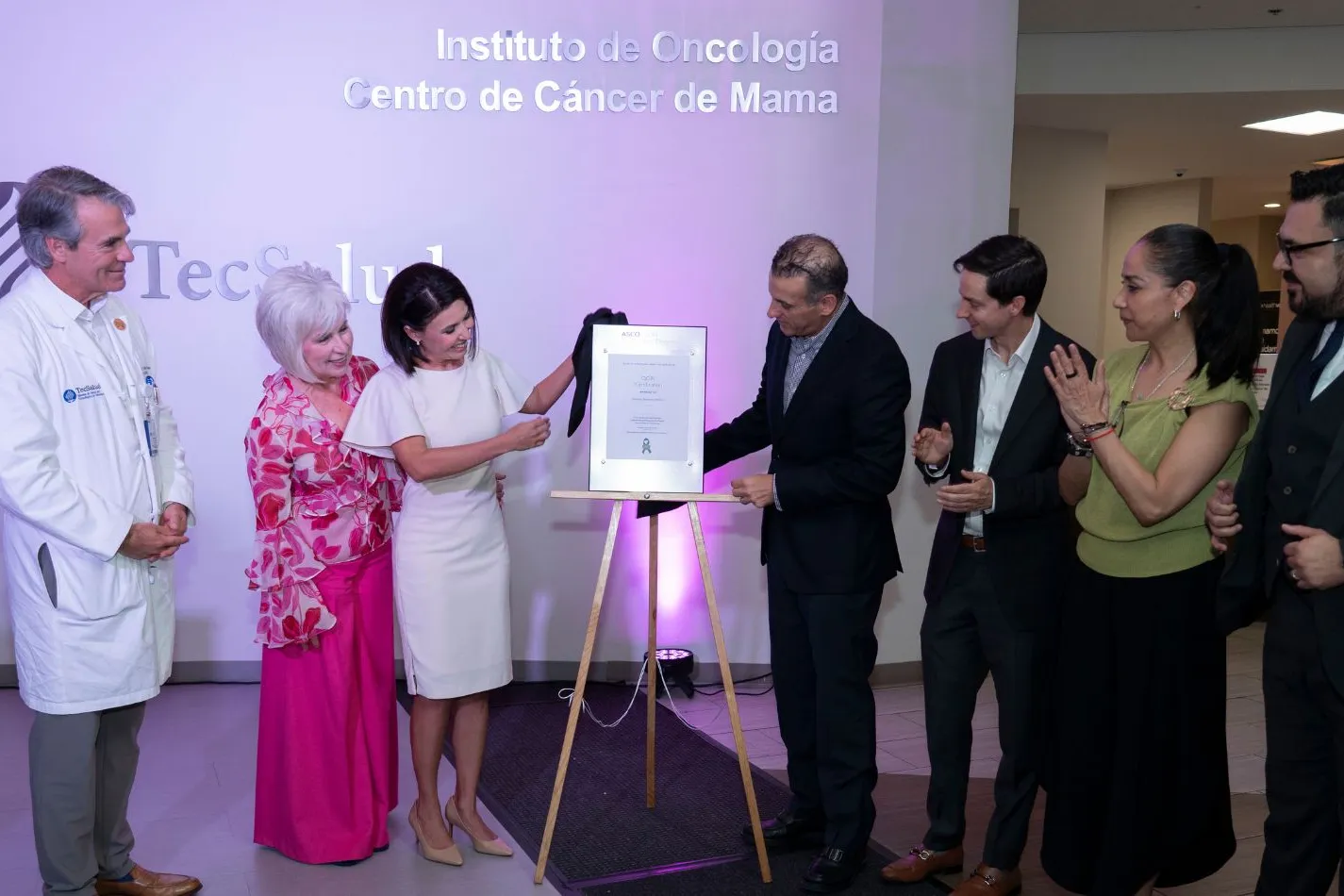 Centro de Cáncer de Mama TecSalud celebra 10 años