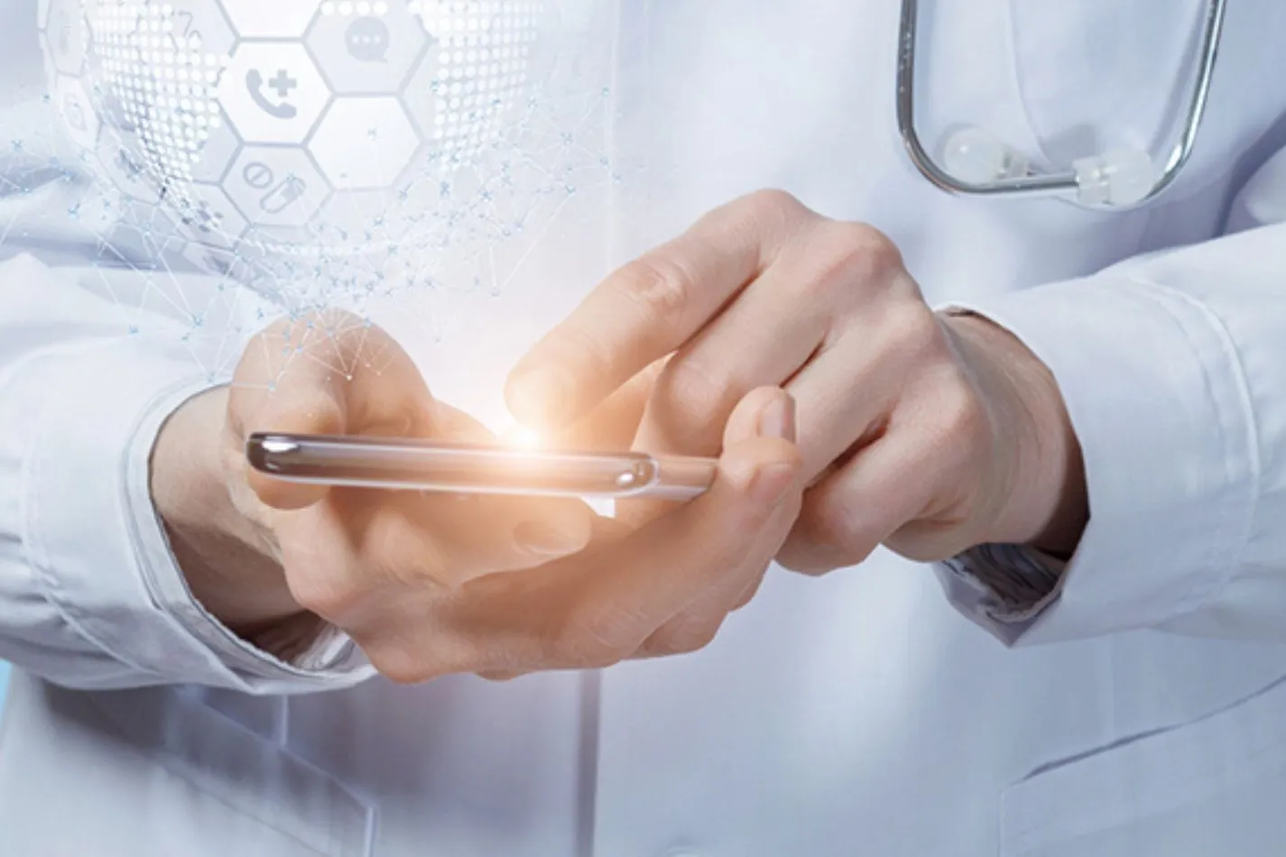 Alumnos del Tec crean plataforma de convergencia en salud global