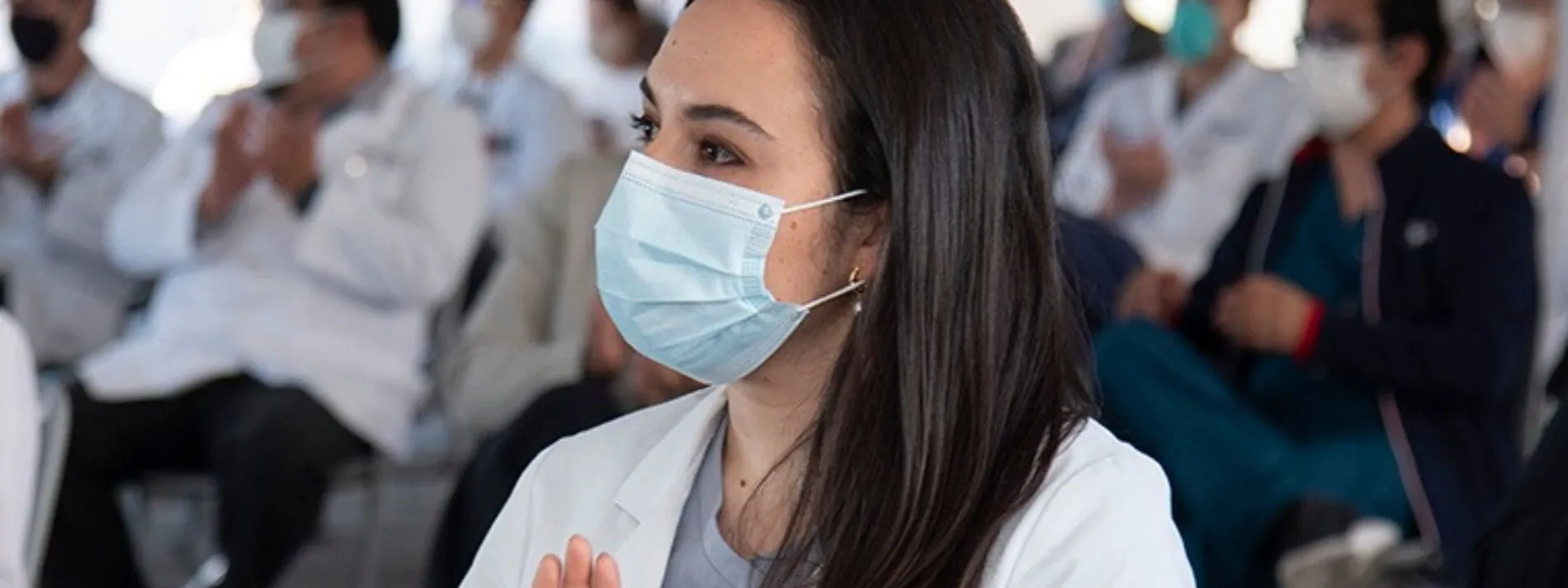 Reconocen a médicos de TecSalud por su labor y vocación
