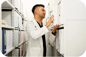 Área de archivo de documentos y monitoreo